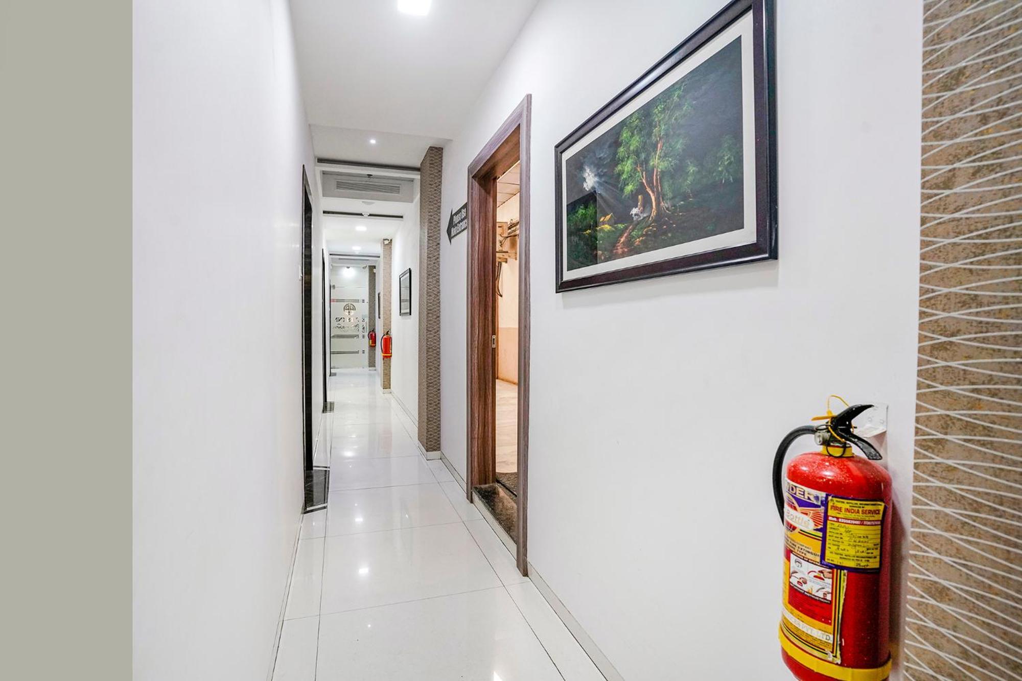 Fabhotel Elvis Inn - Nr Mumbai International Airport ภายนอก รูปภาพ