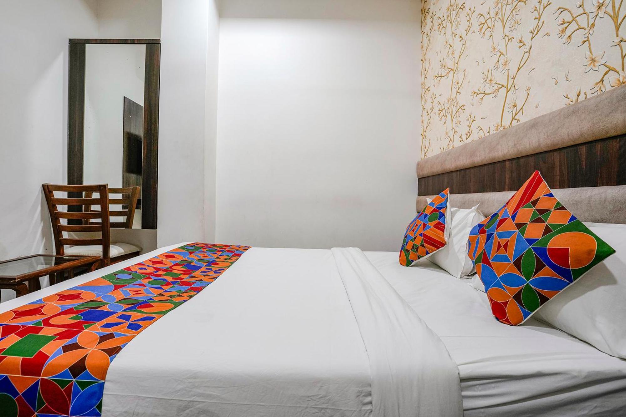 Fabhotel Elvis Inn - Nr Mumbai International Airport ภายนอก รูปภาพ
